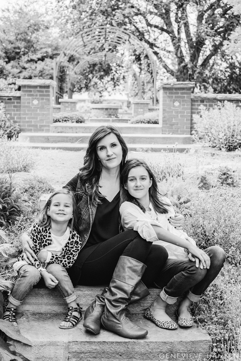 Colorado Springs Family Photographer Monument Valley Park Session Location Photography Natural Light Candid Gleneagle 80921 CO Kid Manitou Springs (5)