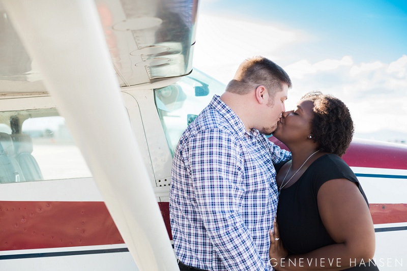 denver-engagement-session-airplane-adventure-airport-plane-broomfield-colorado-wedding-photographer-4